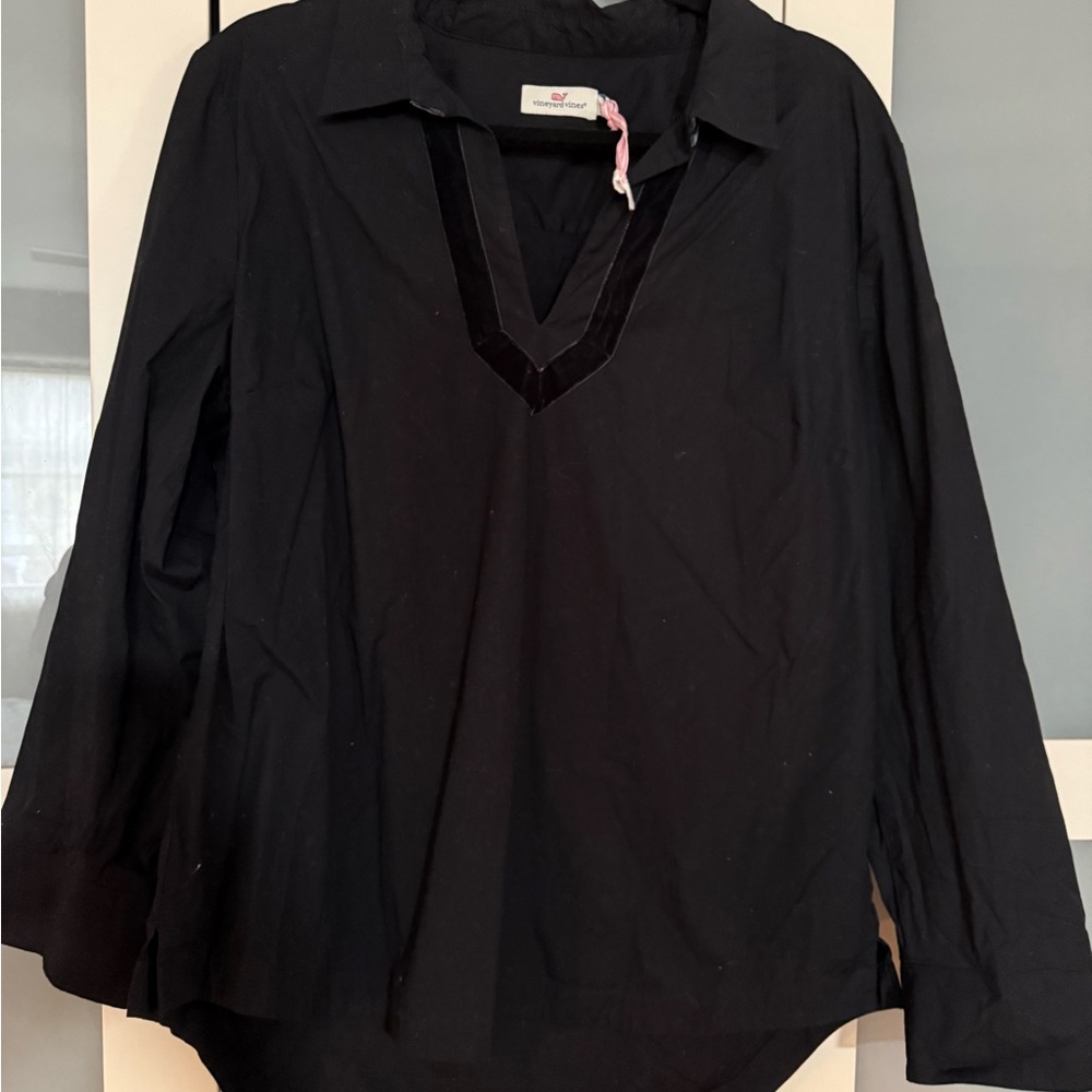 Vineyard Vines Black Button-Down Popover Top with Velvet Trim